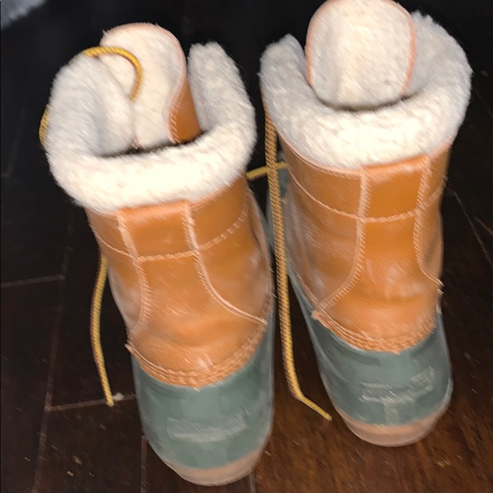 Duck boots - Picture 2 of 2